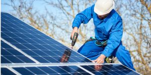 Installation Maintenance Panneaux Solaires Photovoltaïques à Hoedic